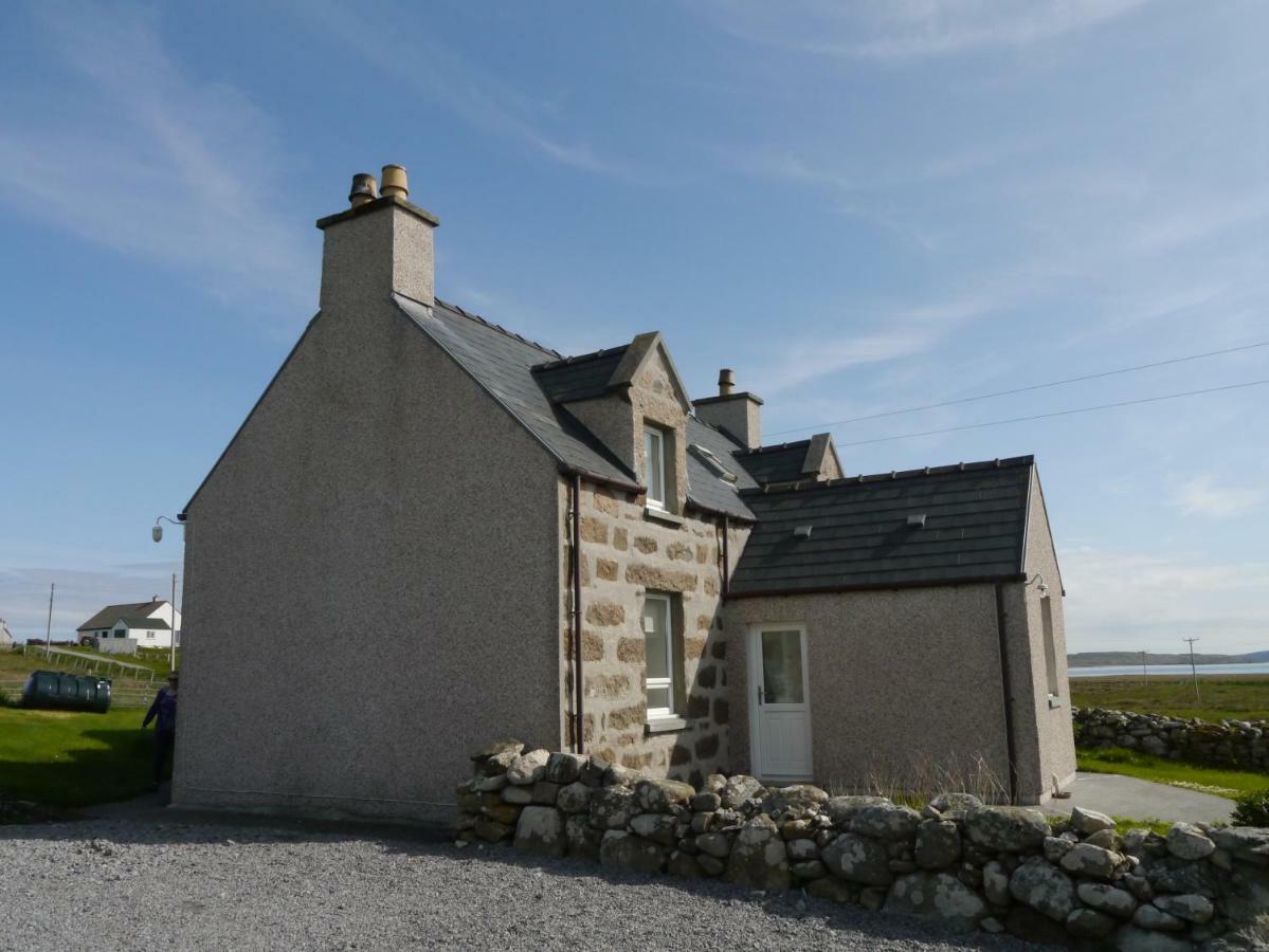 Sineag'S Cottage Pollachara Екстериор снимка